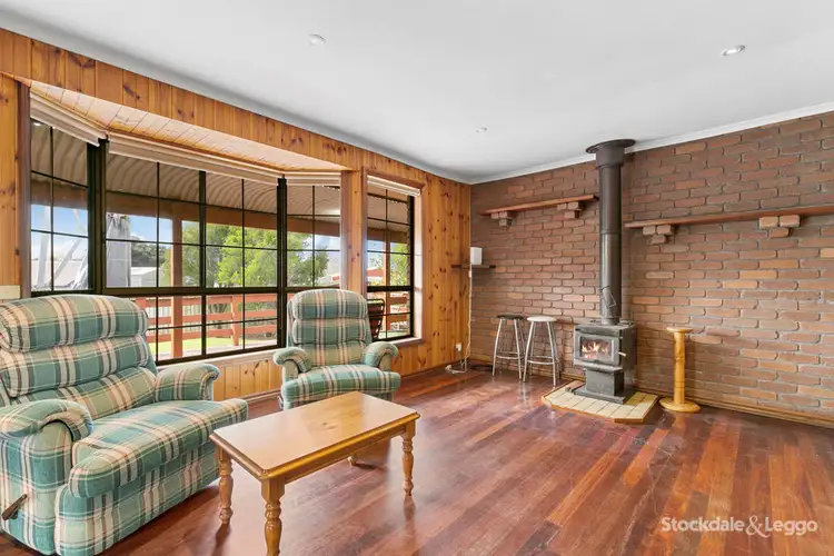 Fifth view of Homely house listing, 3 Palm Court, Leongatha VIC 3953