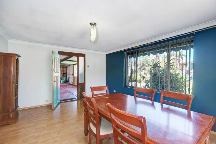 Sixth view of Homely house listing, 2 Larkspur Cross, Yangebup WA 6164