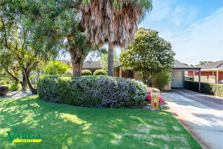 8 Riga Crescent, Willetton WA 6155