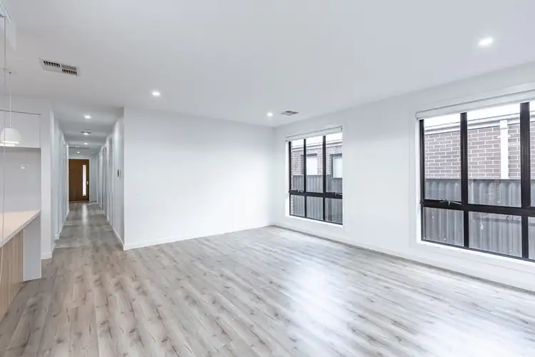 Fifth view of Homely house listing, 35 Kangaroo Road, Craigieburn VIC 3064