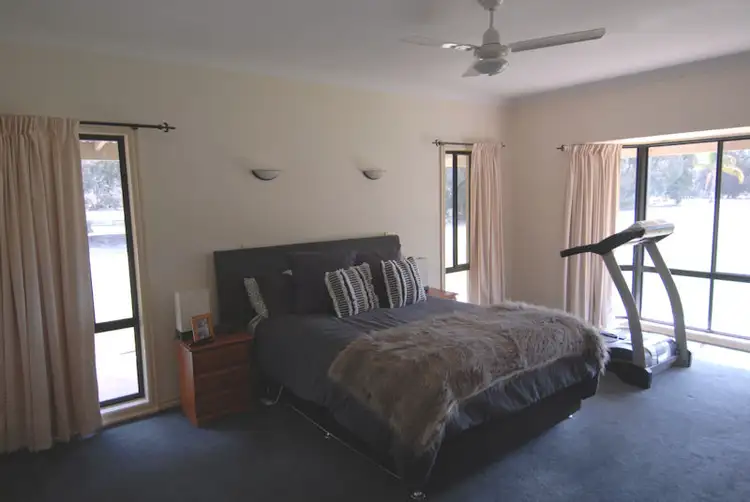Sixth view of Homely house listing, 8 BILLABONG PLACE, Deniliquin NSW 2710