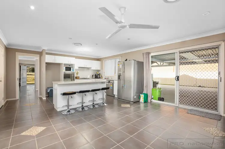 100 Hillview Rd, Branxton NSW 2335