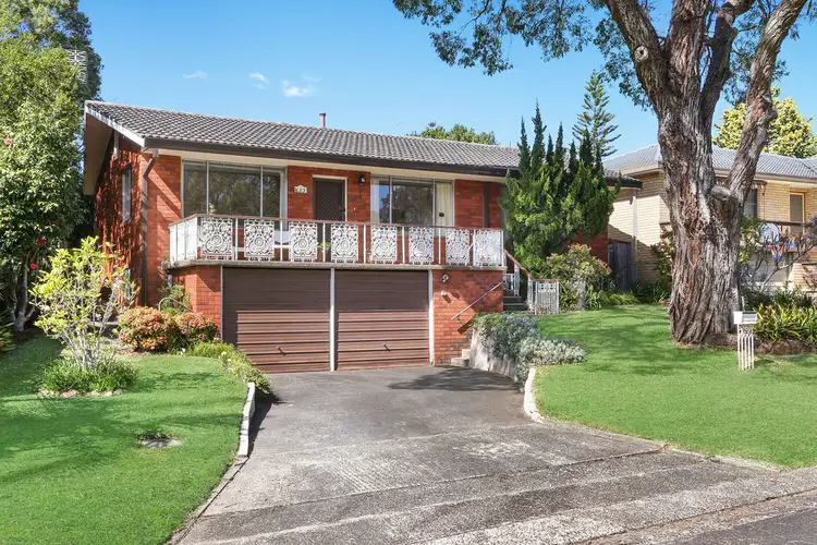 5 Enid Crescent, East Gosford NSW 2250