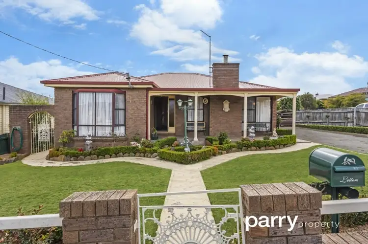 32 Tompsons Lane, Newnham TAS 7248