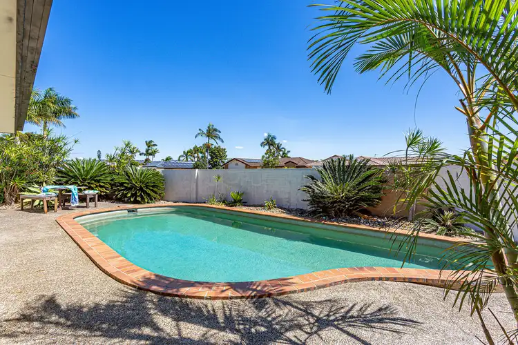 2 Lomond Court, Varsity Lakes QLD 4227