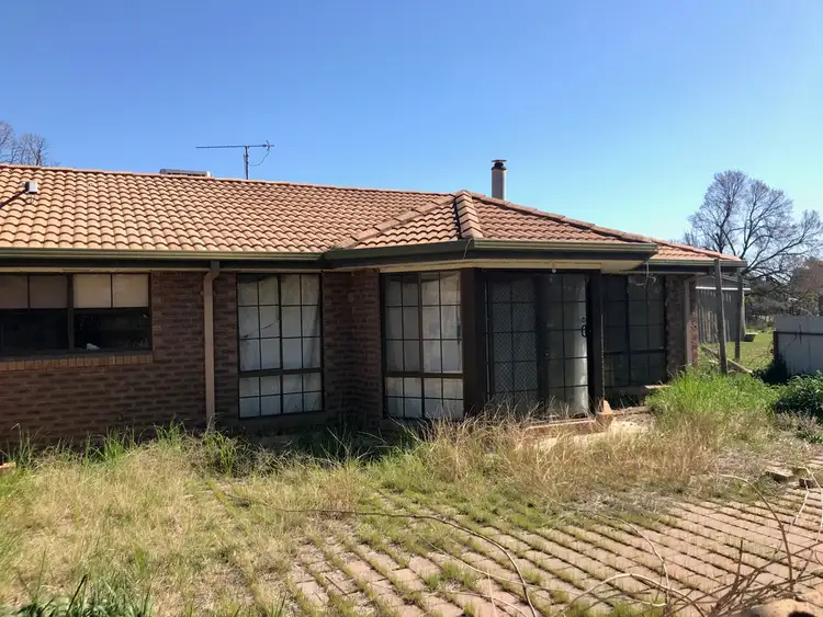 1 HOY STREET, Culcairn NSW 2660