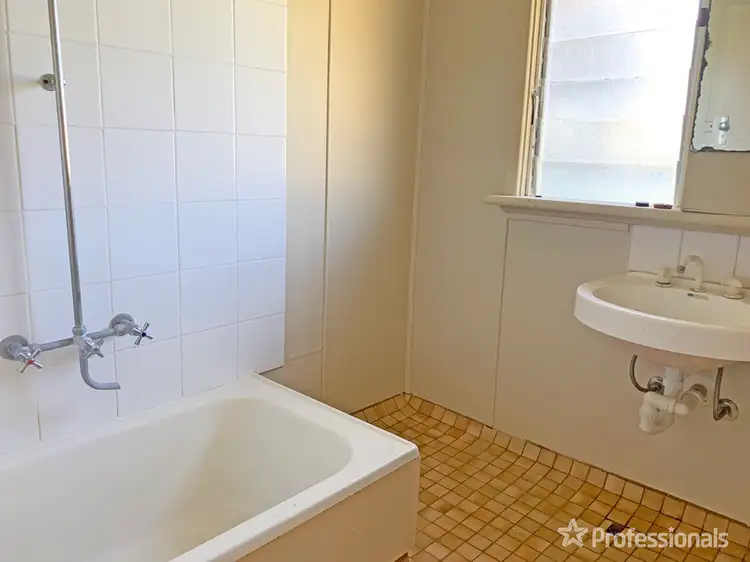 Fifth view of Homely house listing, 13 Armstrong Street, Dongara WA 6525