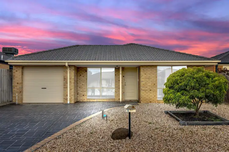 4 Solar Court, Tarneit VIC 3029
