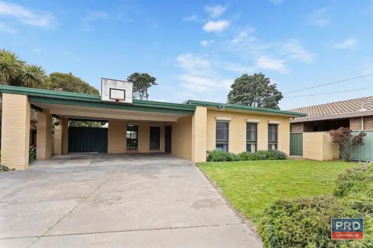 Second view of Homely house listing, 15 Wireless Street, Kangaroo Flat VIC 3555