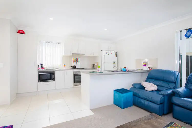 Fourth view of Homely house listing, 8 Skylark Avenue, Thornton NSW 2322