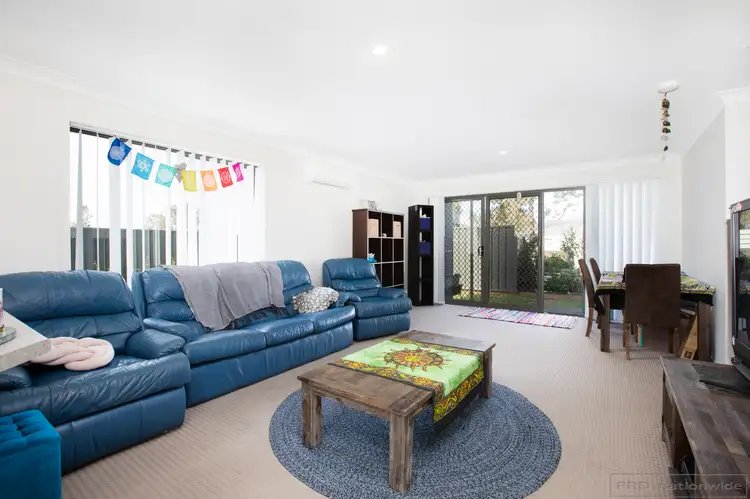 Sixth view of Homely house listing, 8 Skylark Avenue, Thornton NSW 2322
