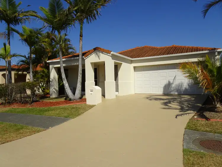 33 Marble Arch Place, Arundel QLD 4214