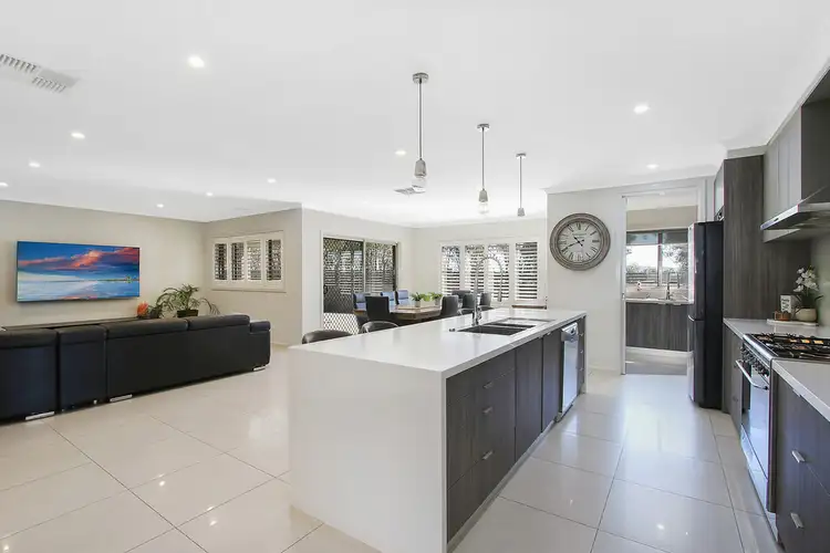 Fifth view of Homely house listing, 7 Howse Crescent, Wodonga VIC 3690