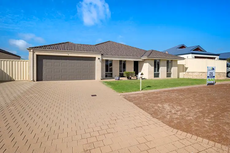 5 Flavio Crescent, Wandina WA 6530
