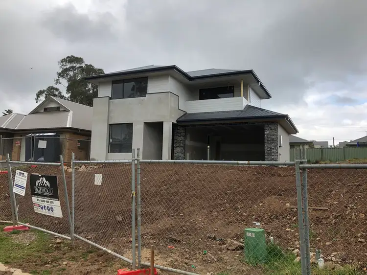 31 Kurrajong Crescent, Tahmoor NSW 2573