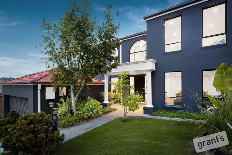 27 Cara Crescent, Berwick VIC 3806