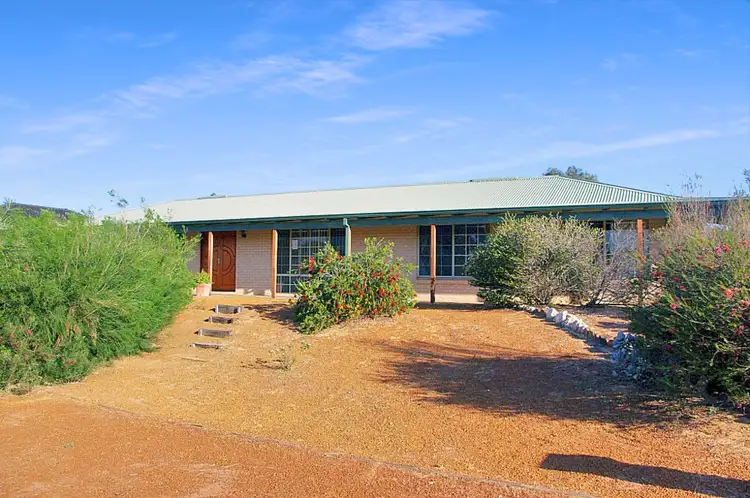 36 Tersonia Way, Strathalbyn WA 6530
