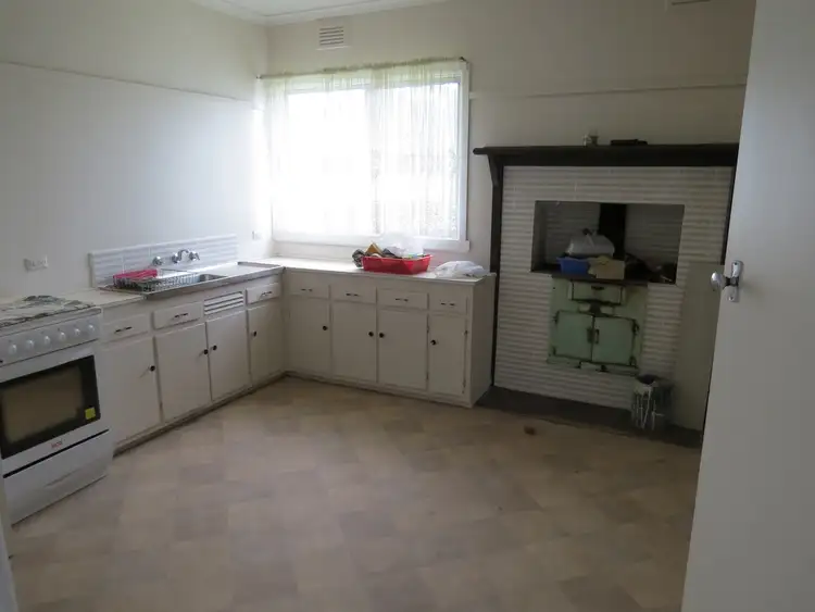 Fifth view of Homely house listing, 27 POWELL STREET, Jerilderie NSW 2716