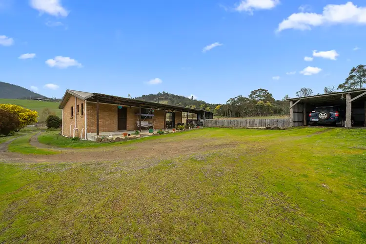 418 Ellendale Road, Fentonbury TAS 7140