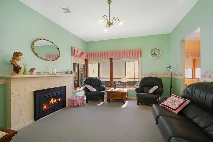 Fifth view of Homely house listing, 250 Beechworth Road, Wodonga VIC 3690