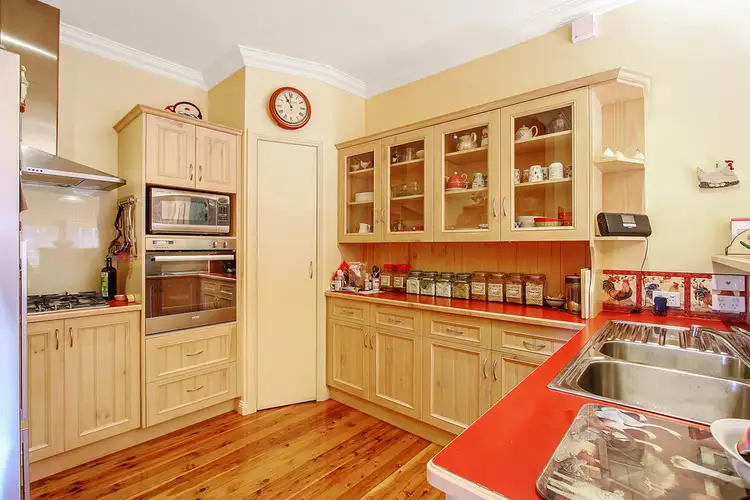 Sixth view of Homely house listing, 250 Beechworth Road, Wodonga VIC 3690