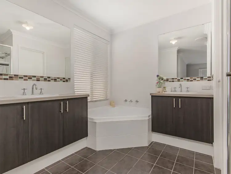 Seventh view of Homely house listing, 12 Lookout Vista, Singleton WA 6175