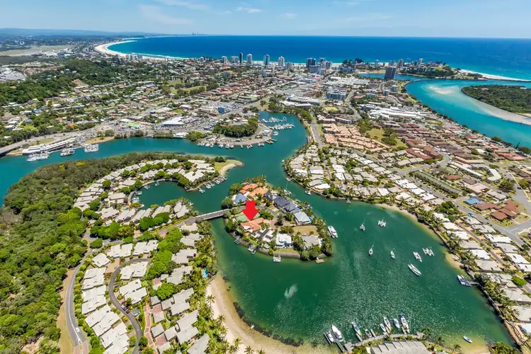 2/6 Mariners Drive East, Tweed Heads NSW 2485
