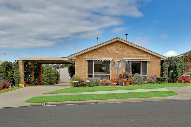 31 The Boulevarde, Wy Yung VIC 3875