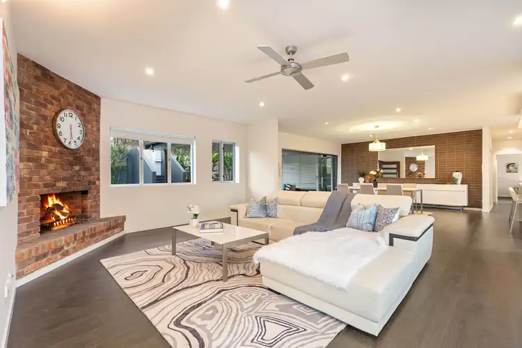 32 Currawang Street, The Gap QLD 4061