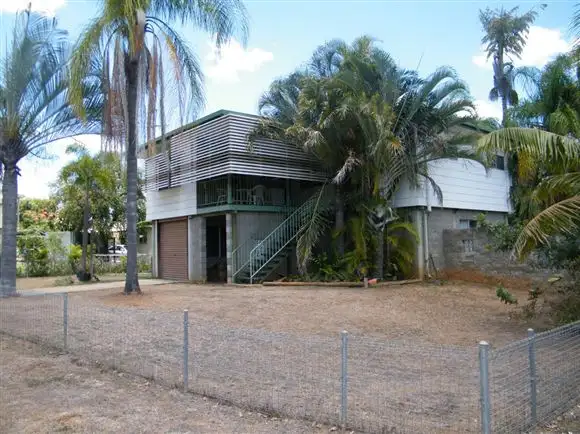 30 De Castella Drive, Moranbah QLD 4744