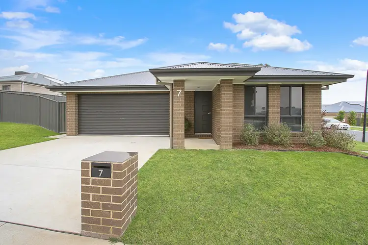 Main view of Homely house listing, 7 Jells Court, Wodonga VIC 3690