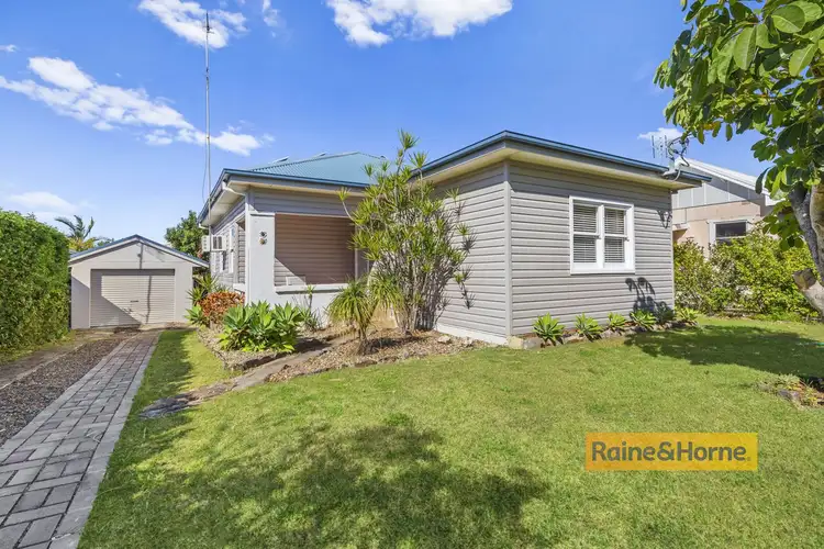 8 Cambridge Street, Umina Beach NSW 2257