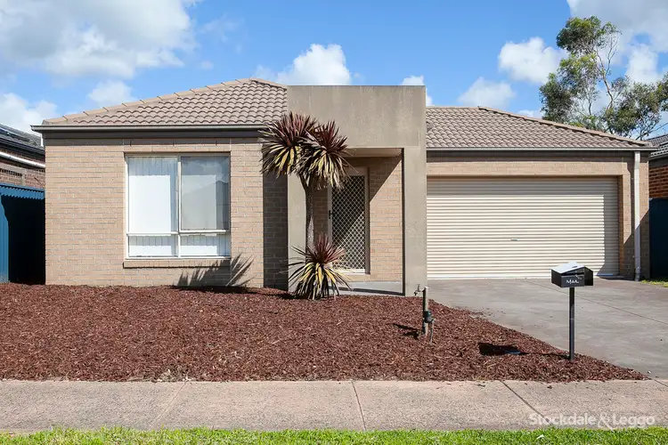 6 Leightons Green, Pakenham VIC 3810