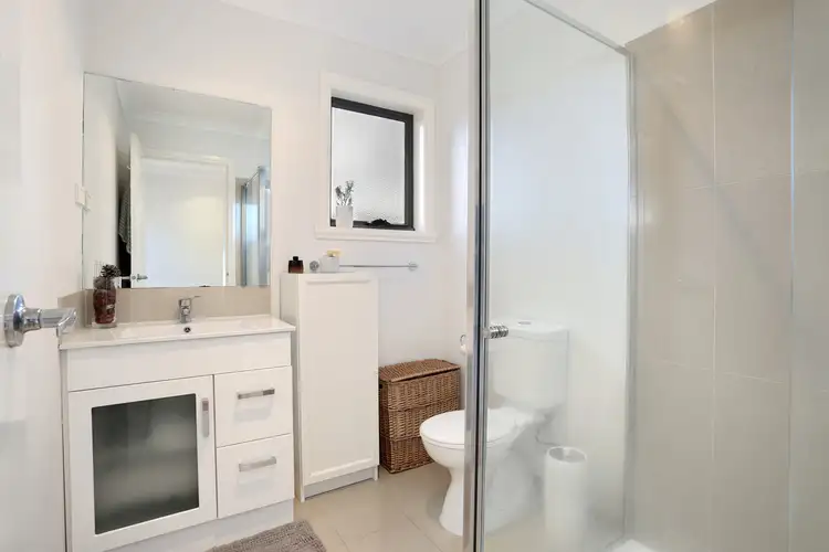 Fifth view of Homely unit listing, 4/3 Broughton Avenue, Reservoir VIC 3073