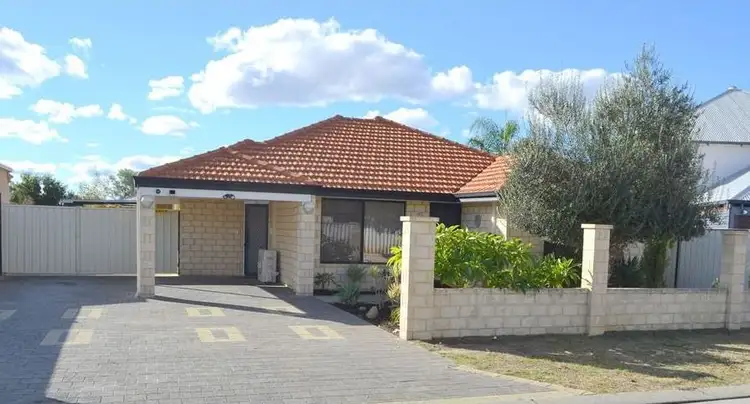 27 Coonawarra Drive, Caversham WA 6055