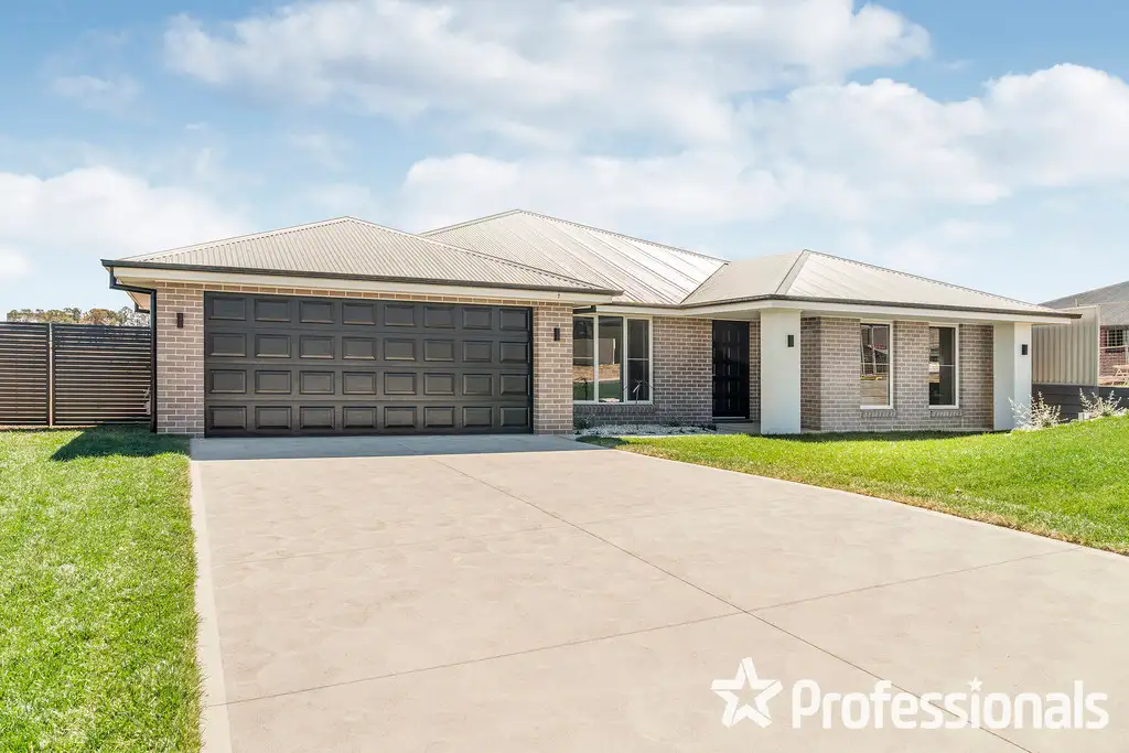 Main view of Homely house listing, 7 Keystone Rise, Kelso NSW 2795