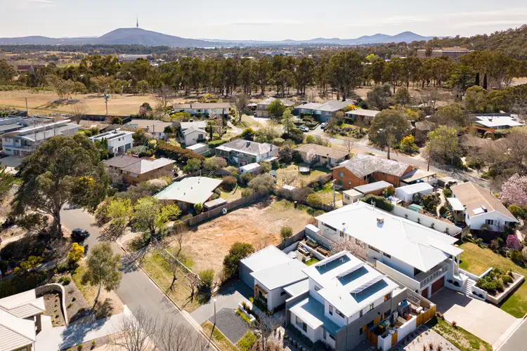 53 Millen Street, Hughes ACT 2605