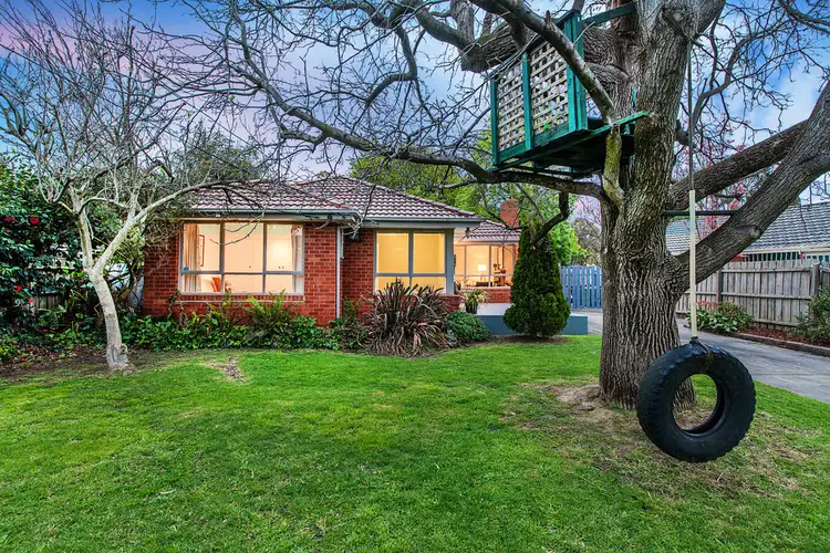 11 Tarana Avenue, Upper Ferntree Gully VIC 3156