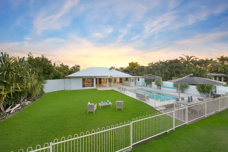 14 Jamaica Crescent, Bushland Beach QLD 4818