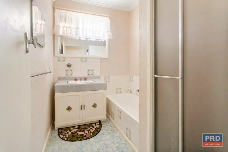 Fifth view of Homely house listing, 5 Orlwin Street, North Bendigo VIC 3550