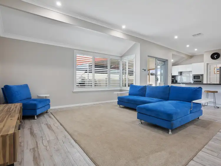 Sixth view of Homely house listing, 11 Unwin Crescent, Salter Point WA 6152