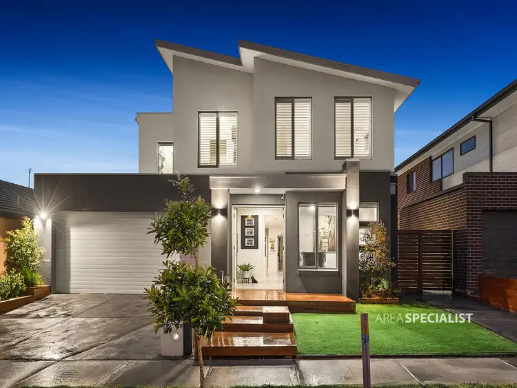 16 Cottongrass Avenue, Clyde North VIC 3978