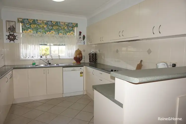 Sixth view of Homely house listing, 2 Susan Close, Coffs Harbour NSW 2450