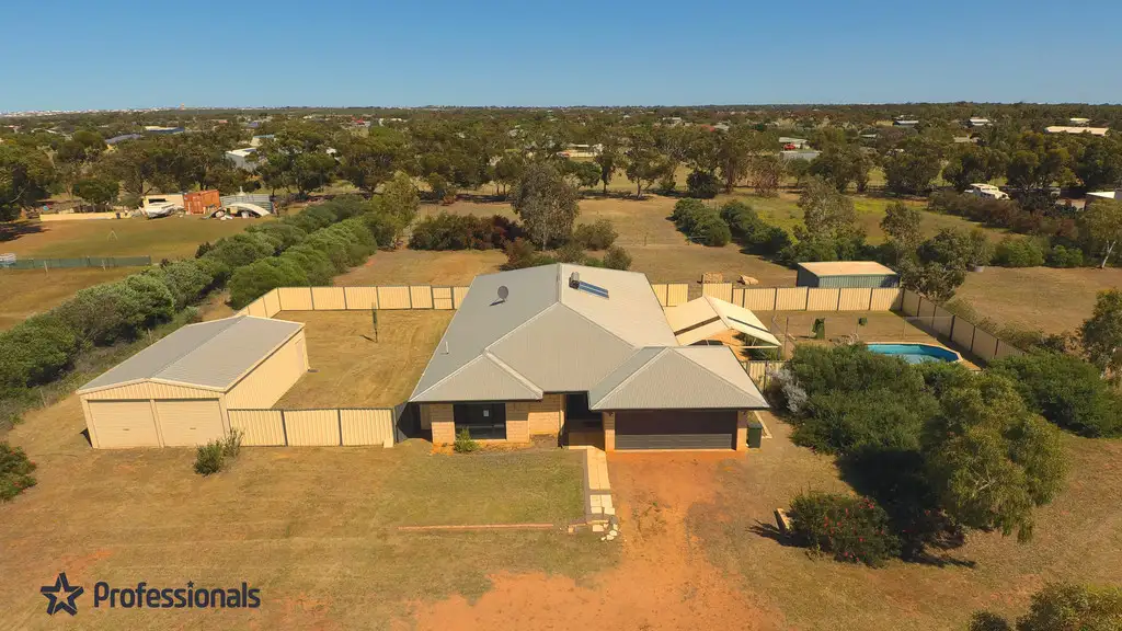 Main view of Homely house listing, 3 Roding Court, Deepdale WA 6532