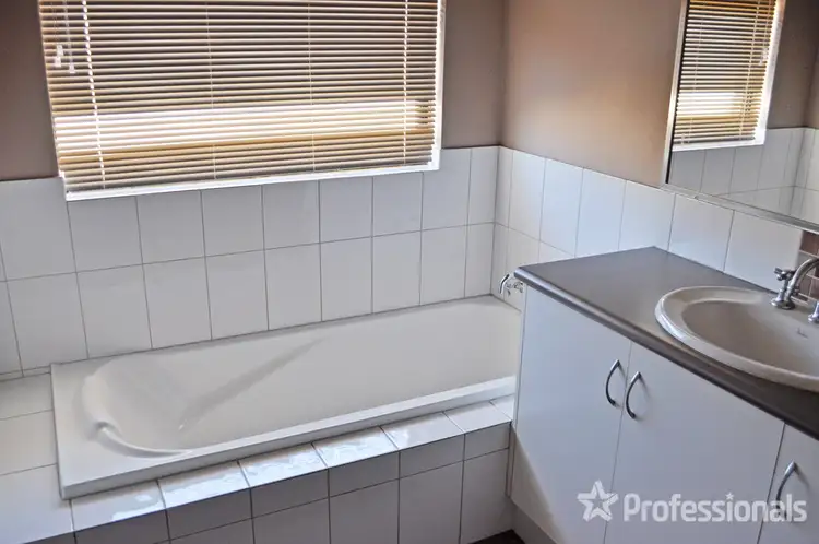 Seventh view of Homely house listing, 3 Roding Court, Deepdale WA 6532