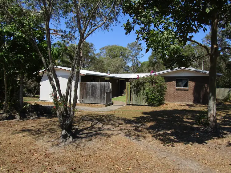 15-17 Garden Drive, Urangan QLD 4655