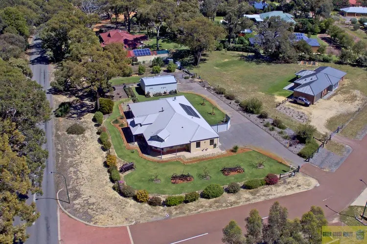 5 Macleod Close, Byford WA 6122