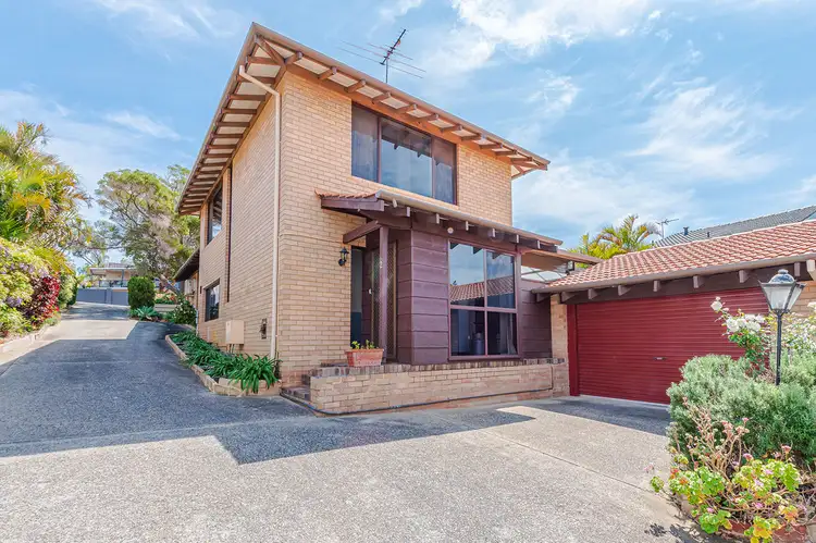2/72 Strickland St, South Perth WA 6151