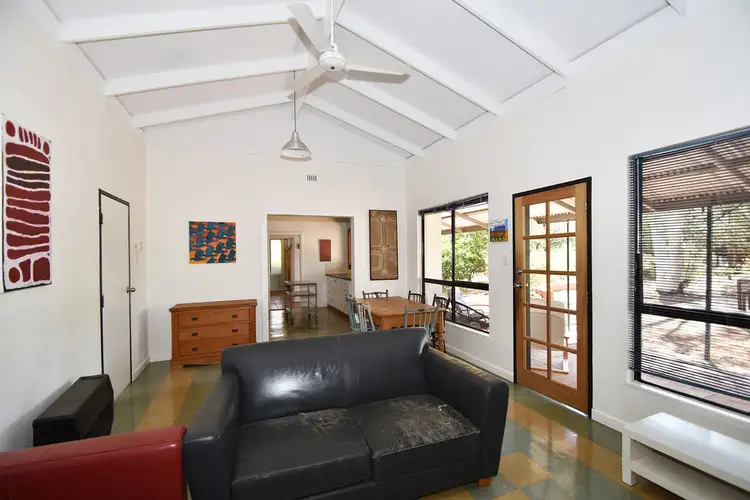 19 Warburton Street, East Side NT 870