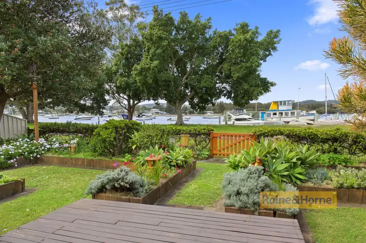 16 Sorrento Road, Empire Bay NSW 2257